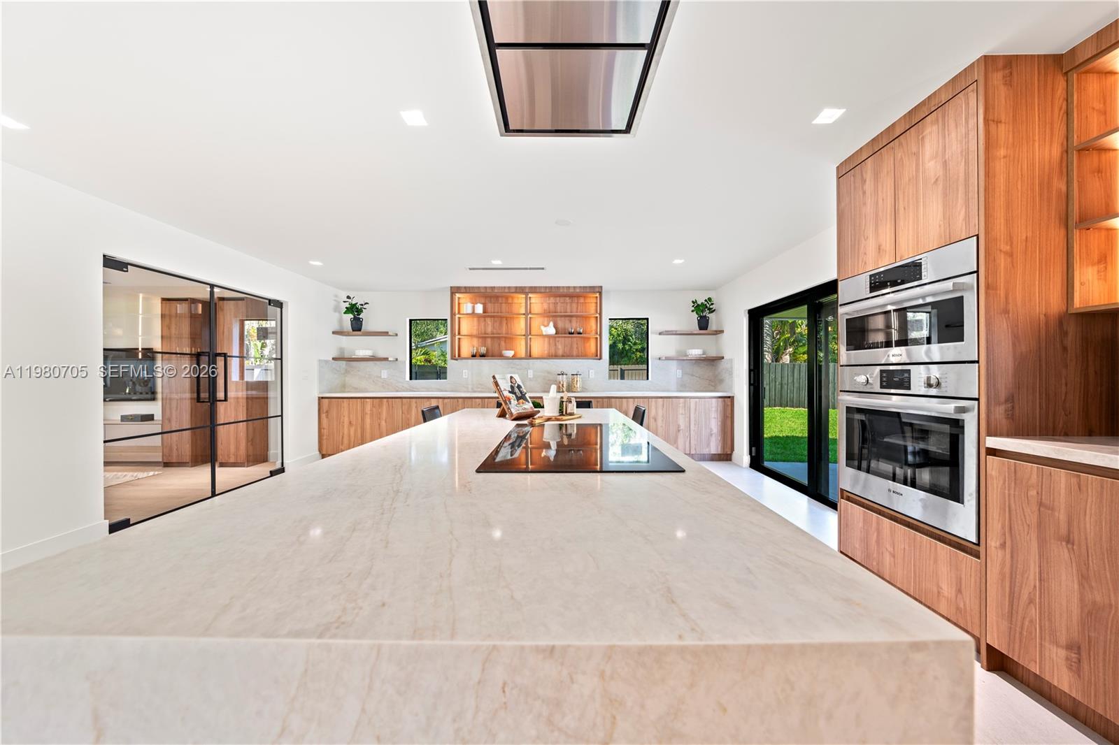 MOON GATE NO 2 - Residential