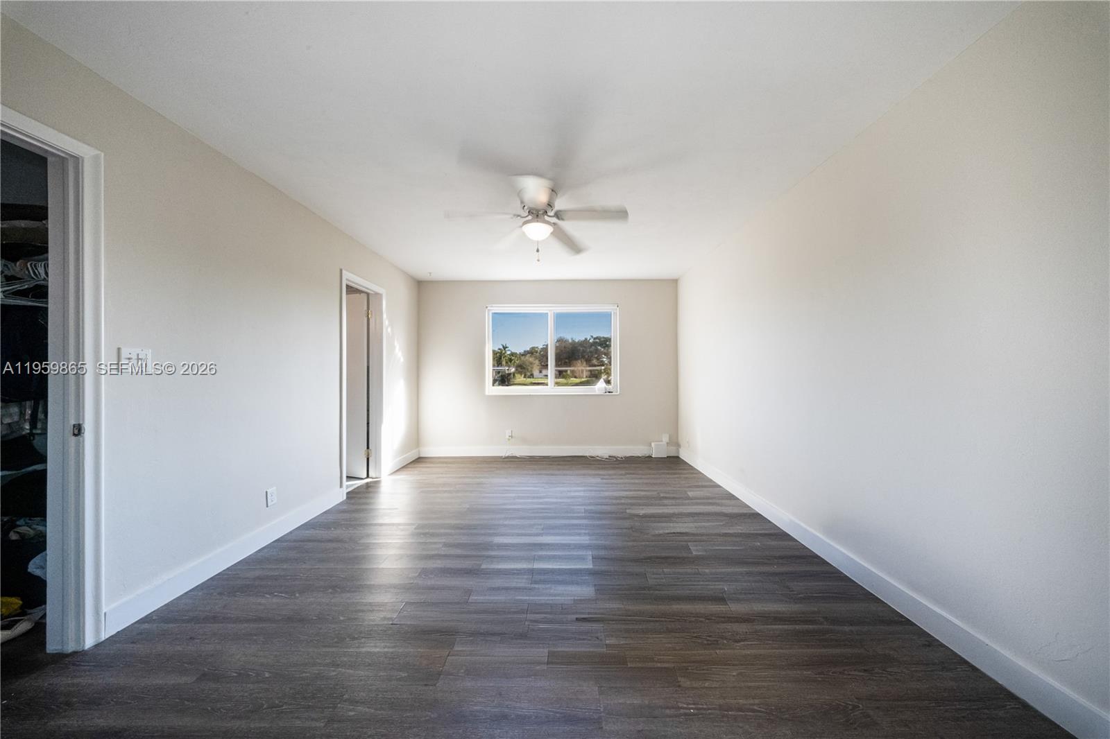 KENDALE LAKES SEC EIGHT - Residential