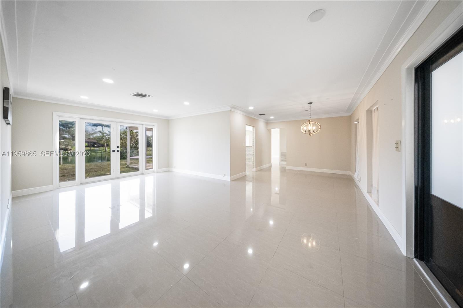 KENDALE LAKES SEC EIGHT - Residential