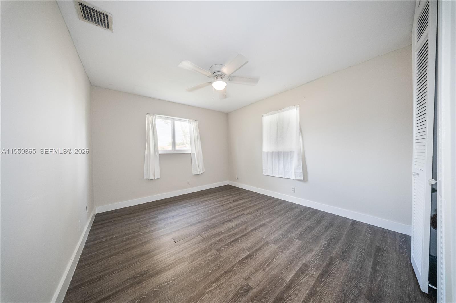 KENDALE LAKES SEC EIGHT - Residential