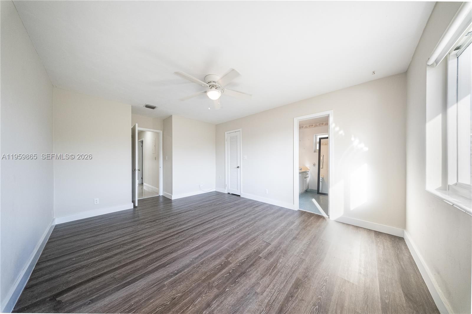 KENDALE LAKES SEC EIGHT - Residential