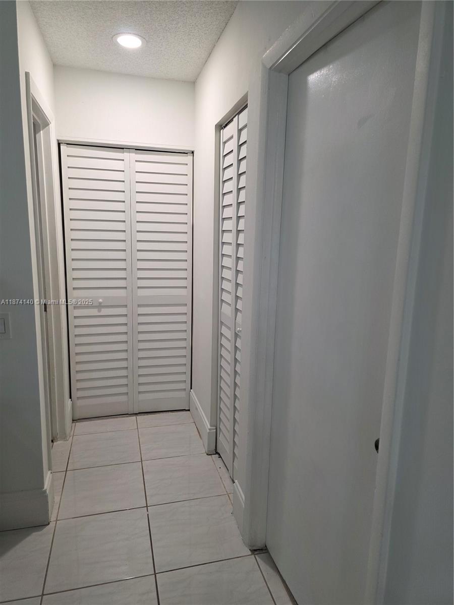 COUNTRY WALK TOWNHOUSES - Residential