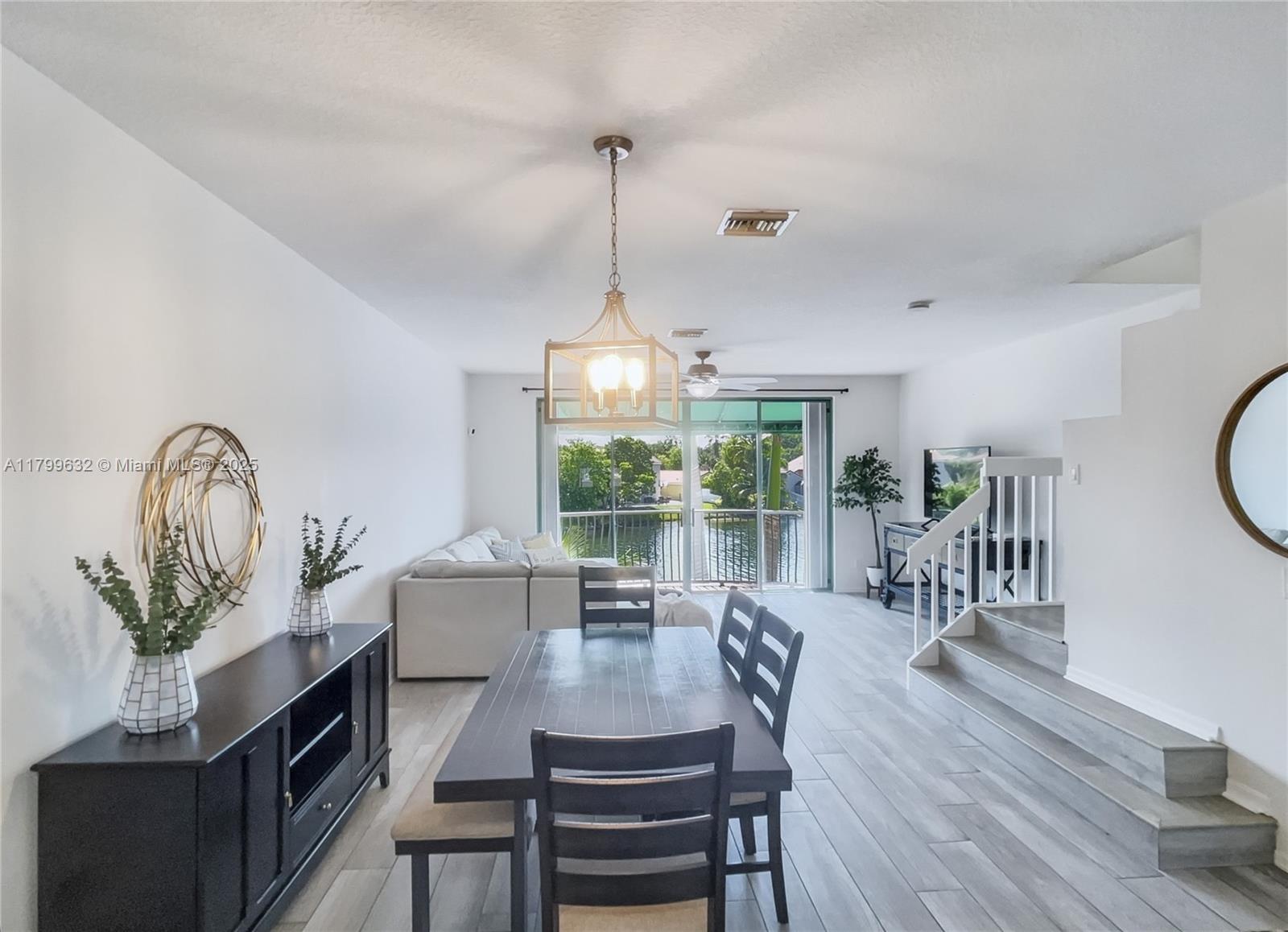 1409 NW 126th Way