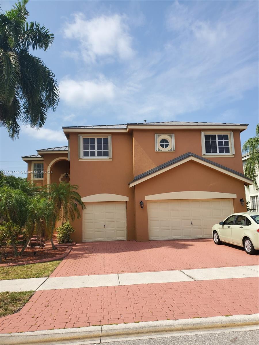 16312 Sw 16th St St, Pembroke Pines, Miami-Dade County, Florida - 6 Bedrooms  
4 Bathrooms - 