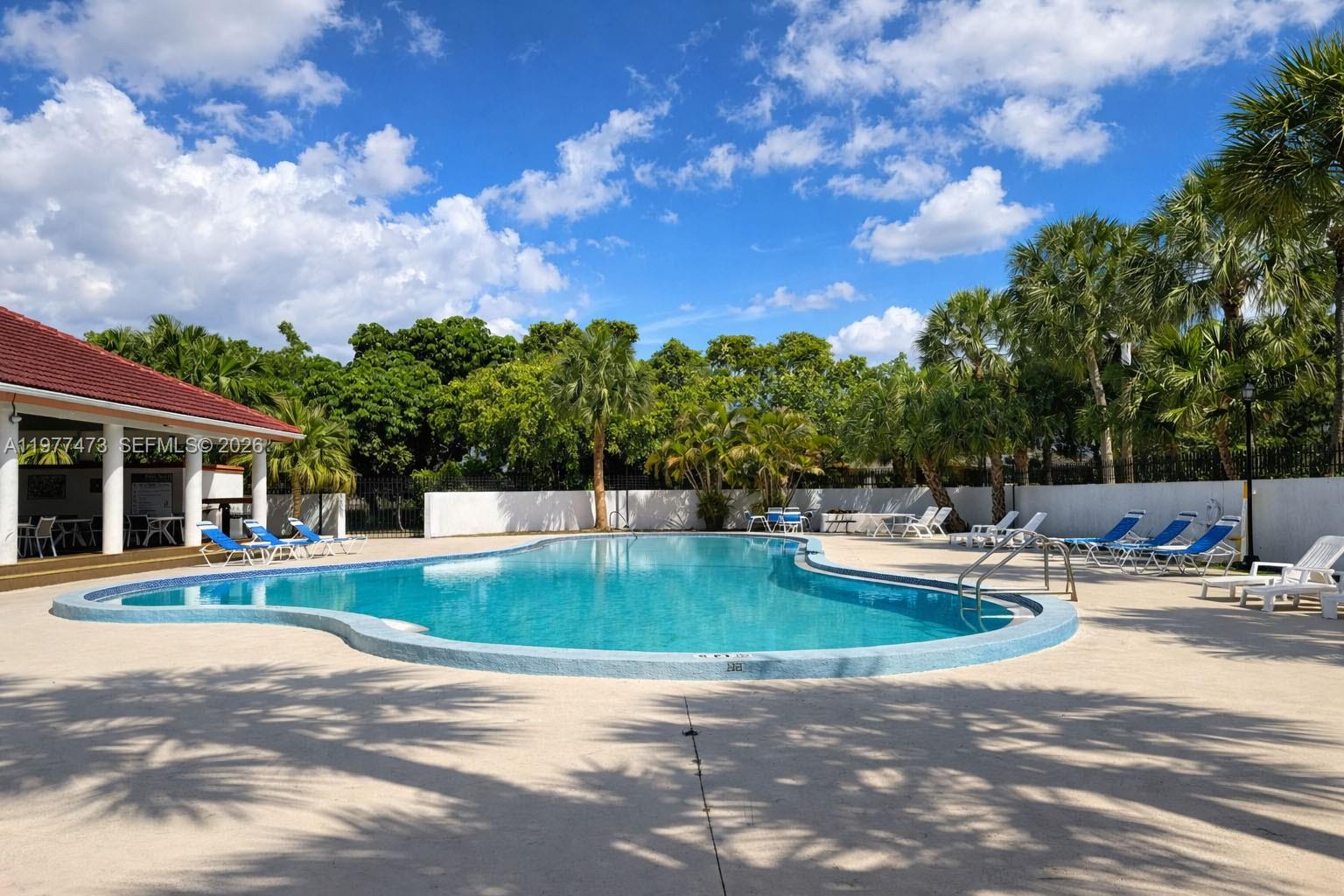 HIGHLANDS AT KENDALL LKS - Residential Lease