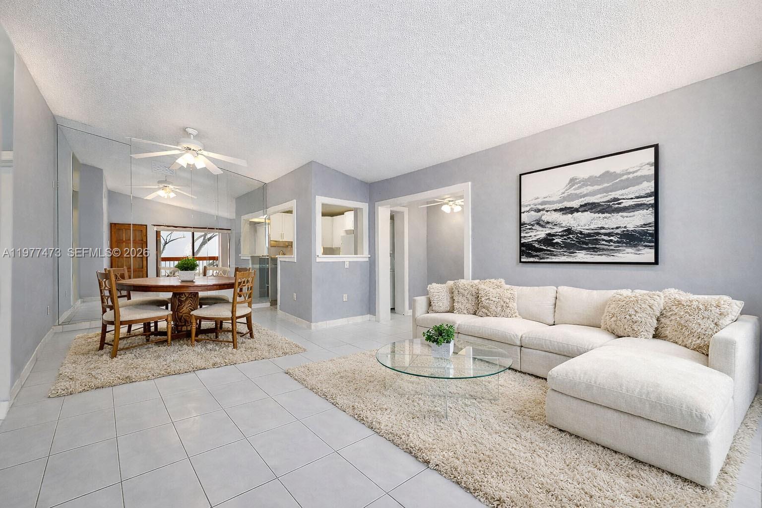 HIGHLANDS AT KENDALL LKS - Residential Lease