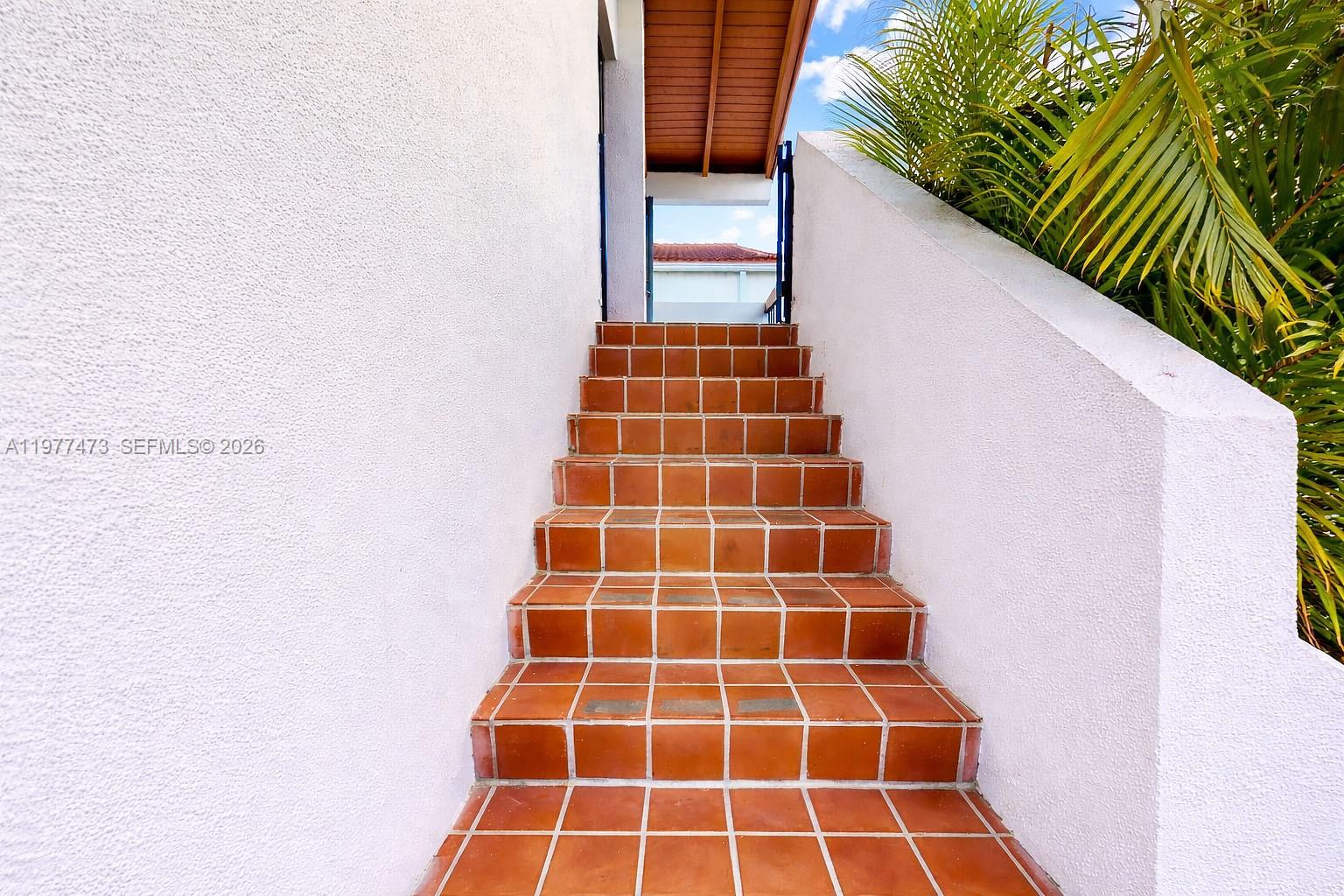 HIGHLANDS AT KENDALL LKS - Residential Lease