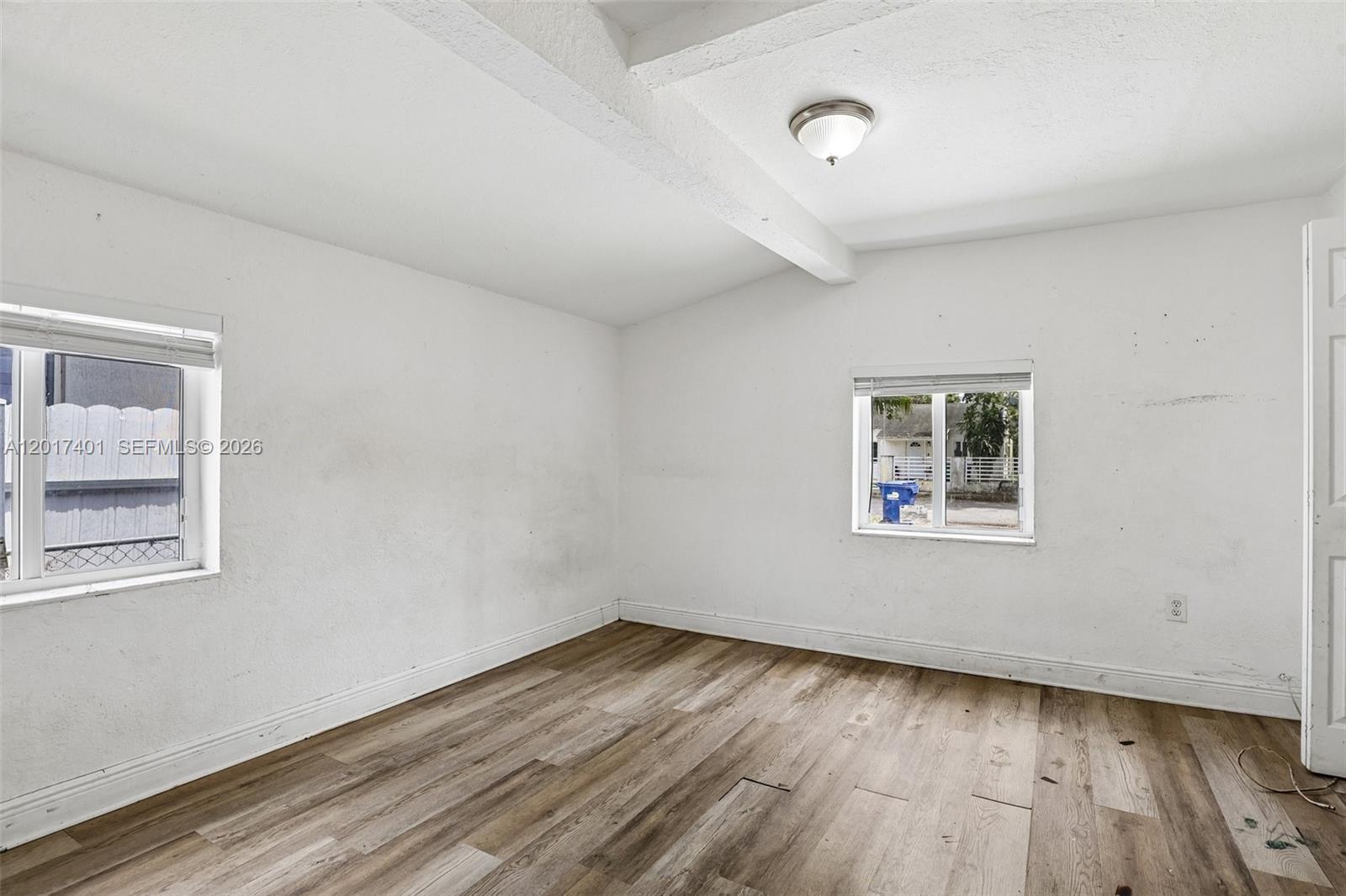 EVERGLADES AVE HEIGHTS AD - Residential