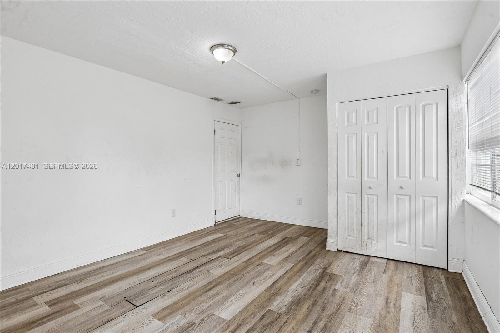 EVERGLADES AVE HEIGHTS AD - Residential