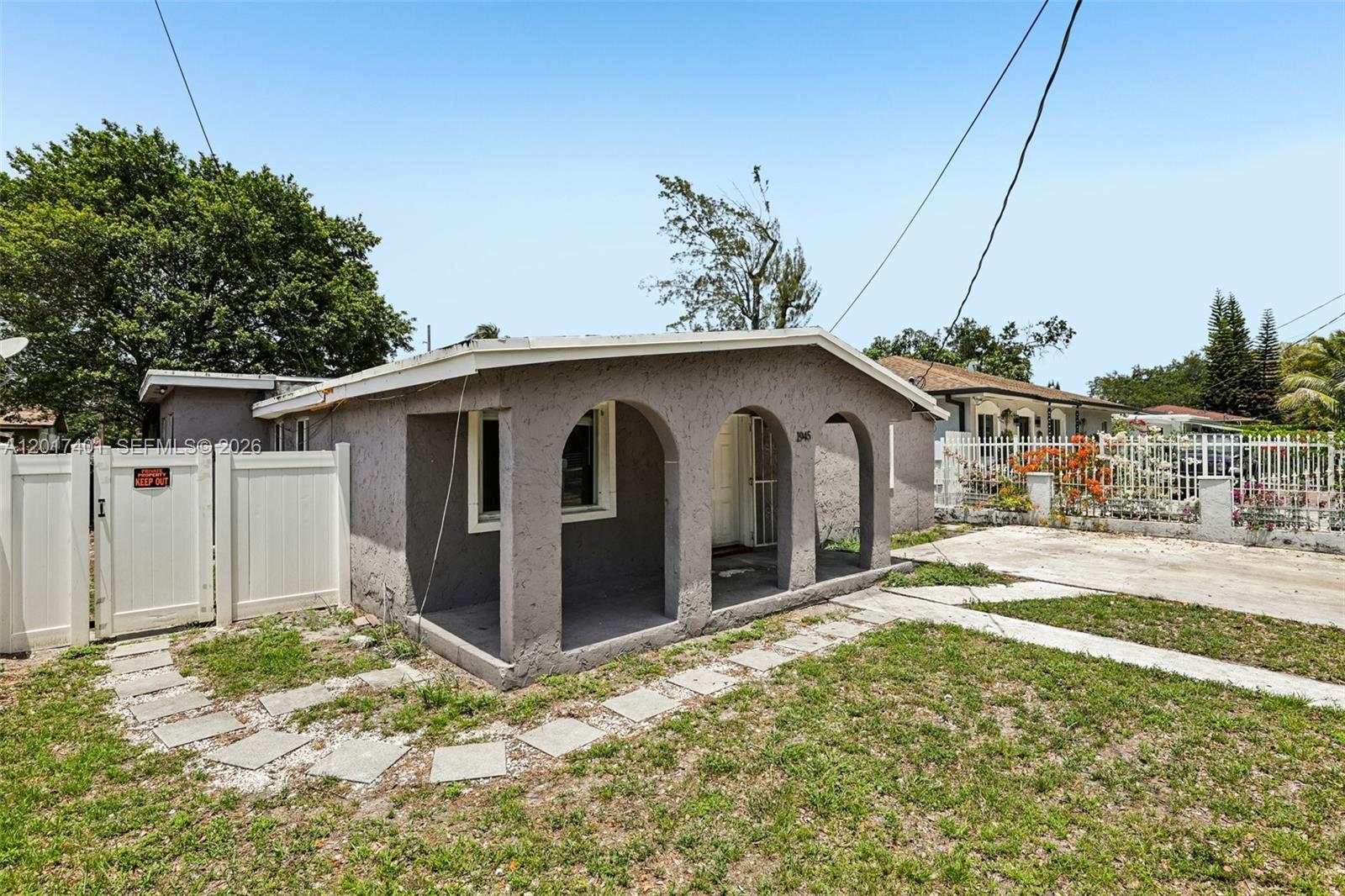 EVERGLADES AVE HEIGHTS AD - Residential