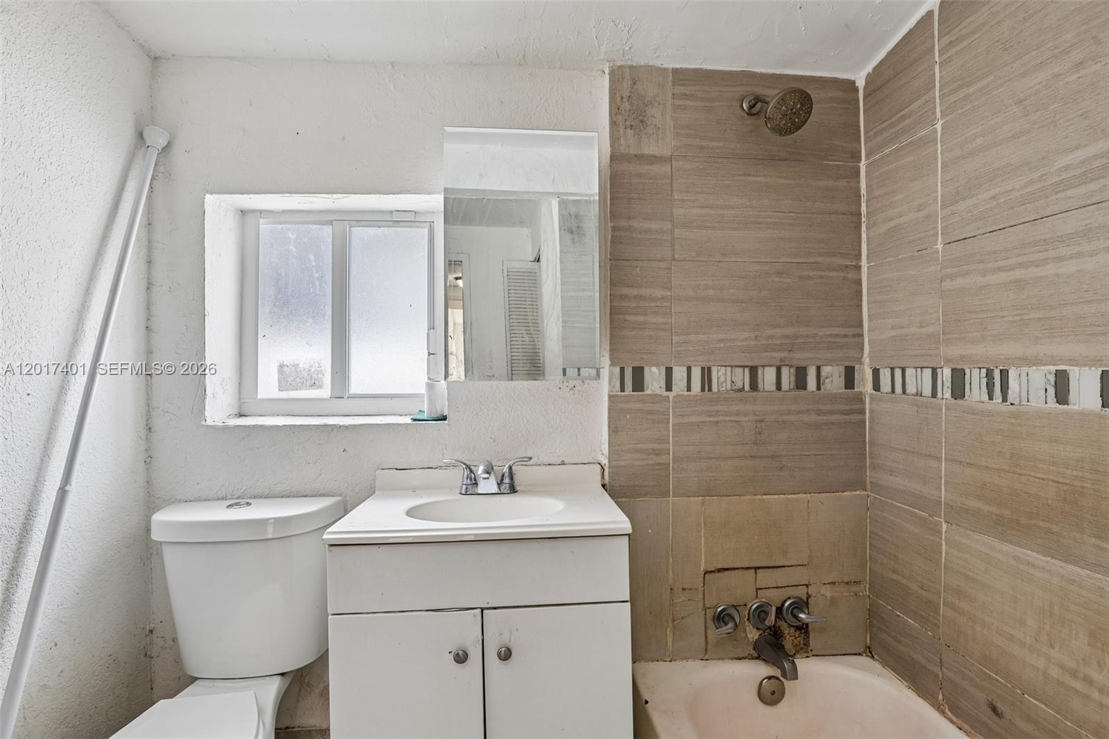 EVERGLADES AVE HEIGHTS AD - Residential