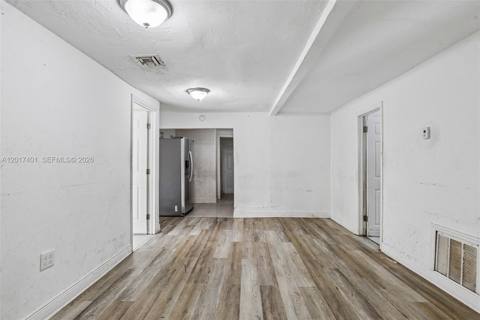 EVERGLADES AVE HEIGHTS AD - Residential