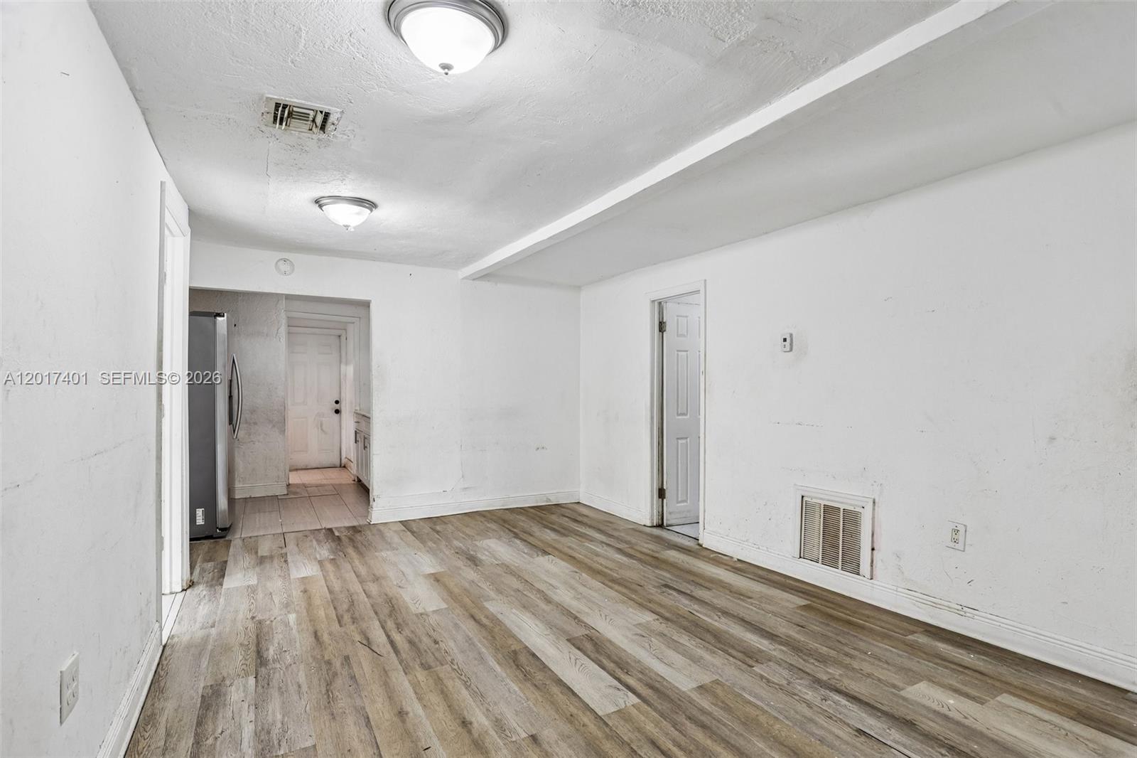 EVERGLADES AVE HEIGHTS AD - Residential