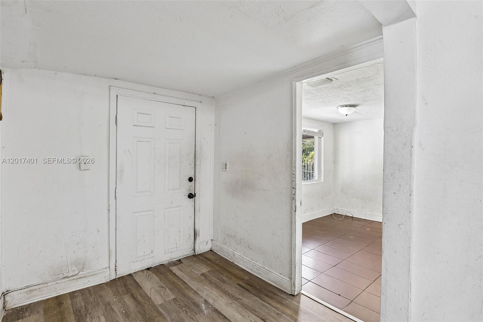EVERGLADES AVE HEIGHTS AD - Residential