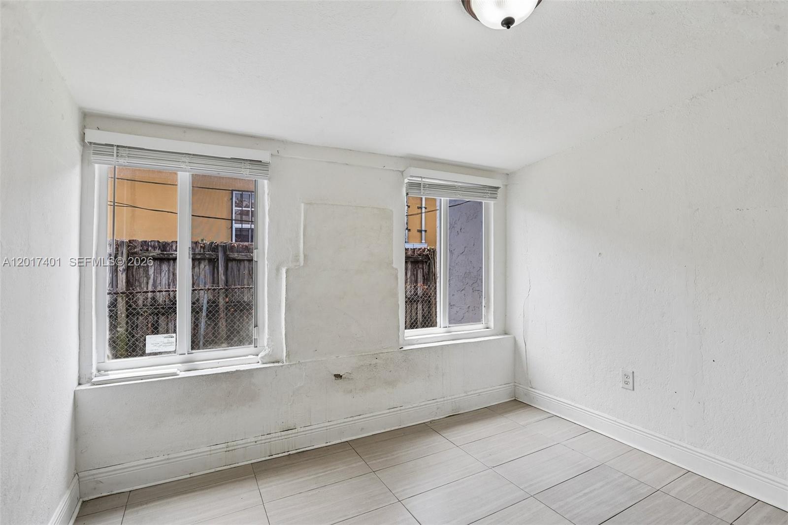EVERGLADES AVE HEIGHTS AD - Residential