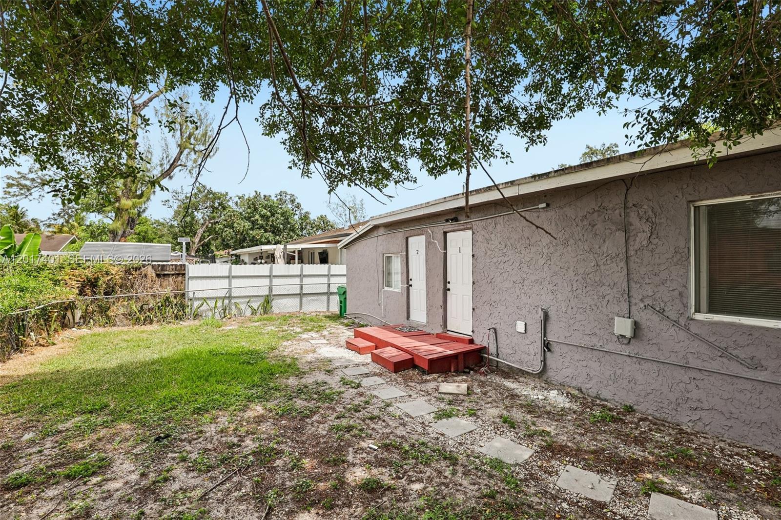 EVERGLADES AVE HEIGHTS AD - Residential