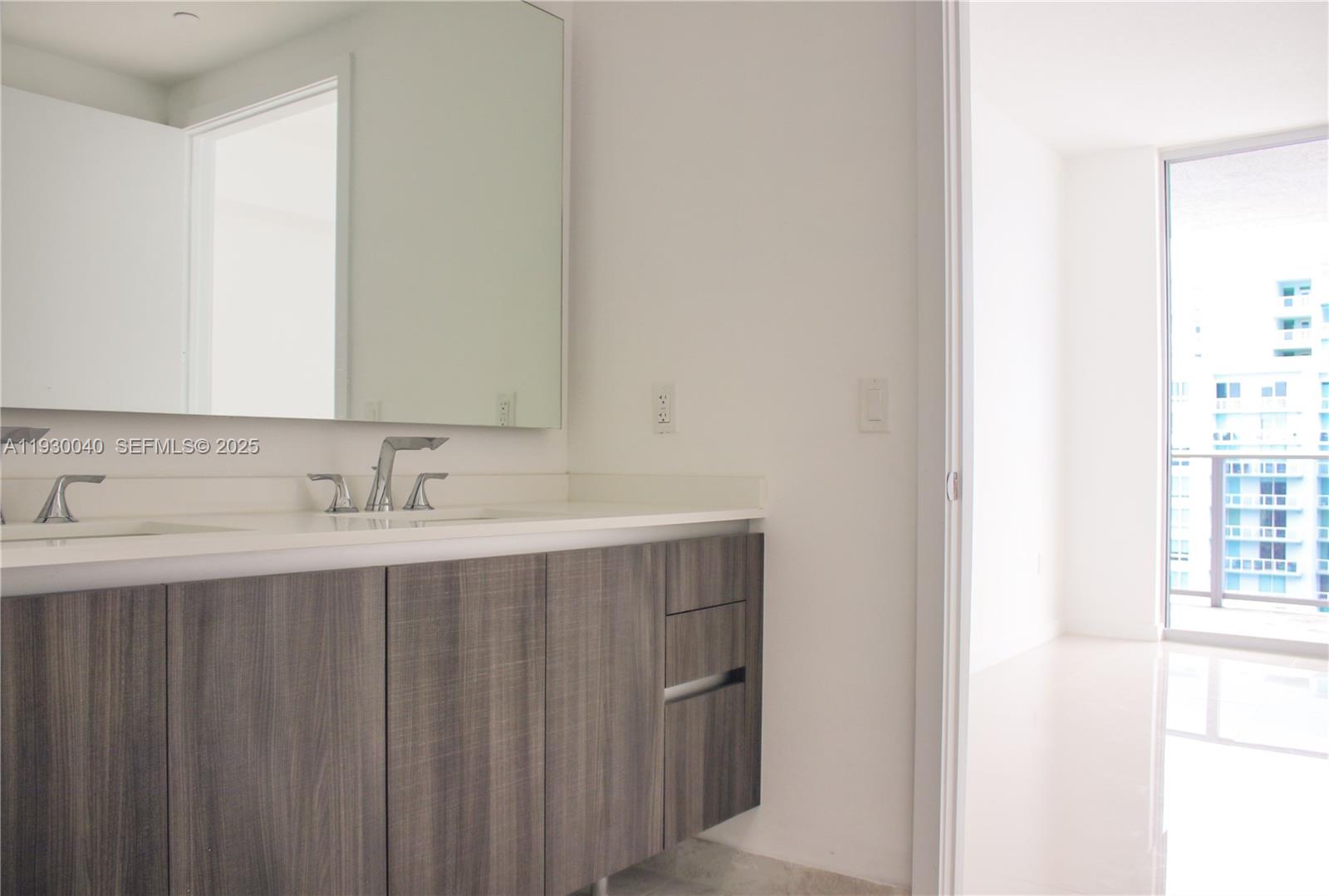 ARIA ON THE BAY CONDO - Residential Lease