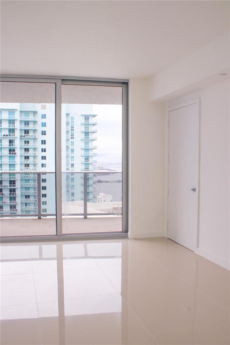 ARIA ON THE BAY CONDO - Residential Lease
