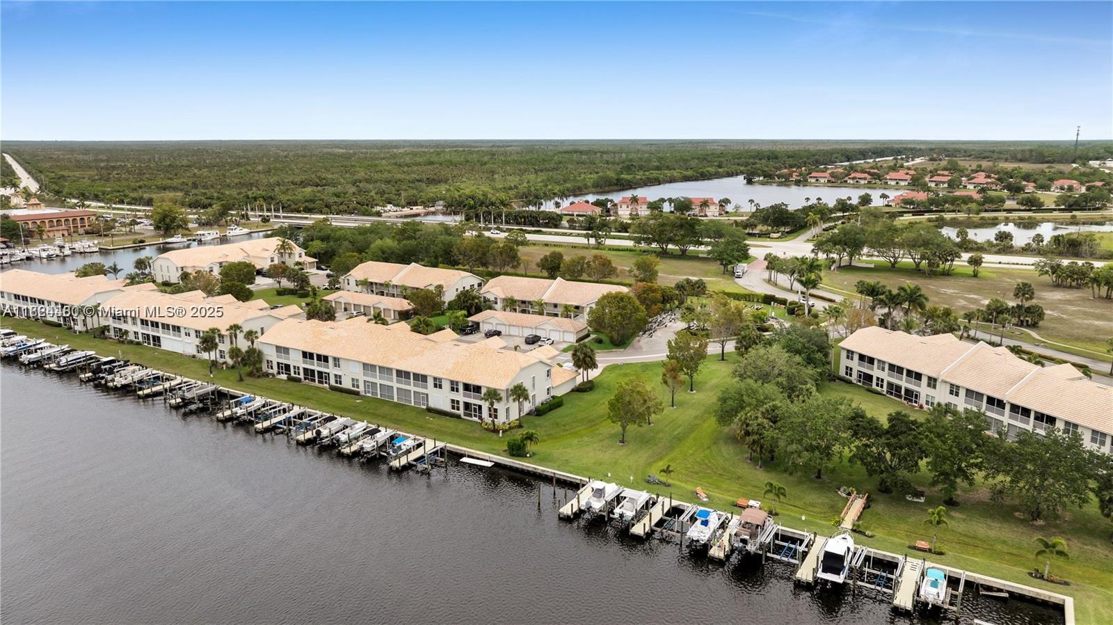 PORT OF THE ISLAND - Residential