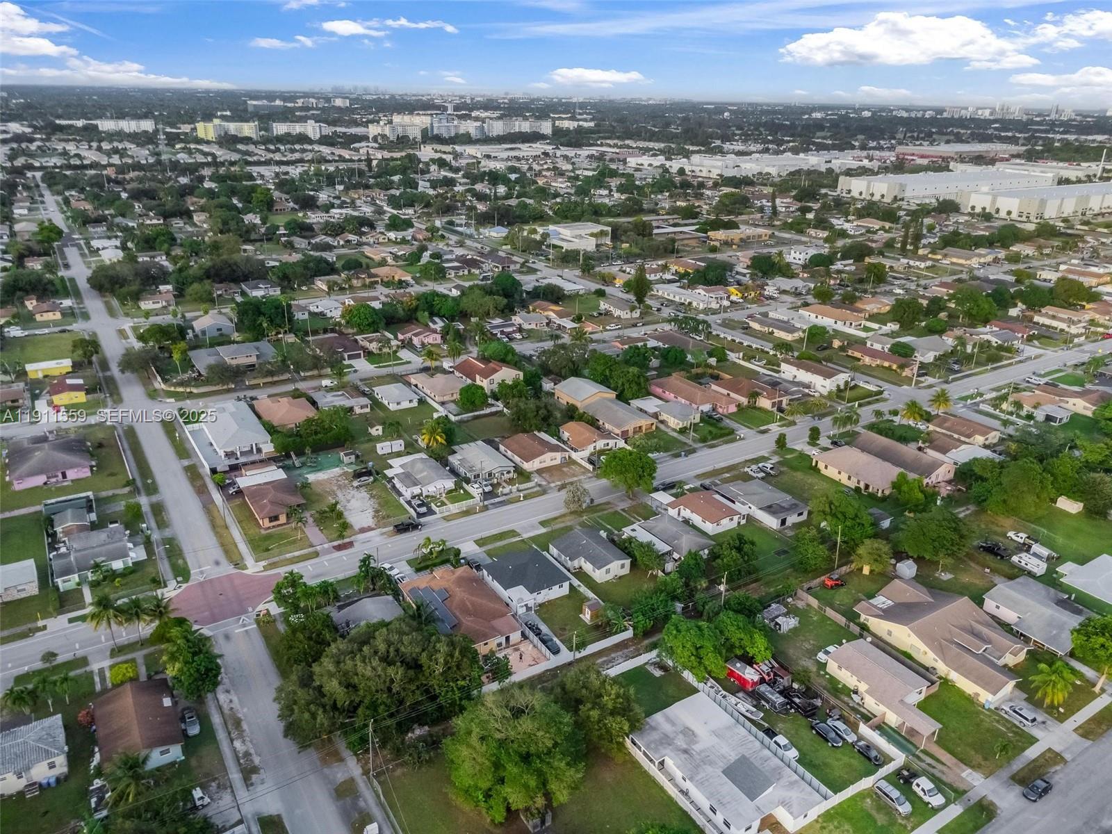 HYDE PARK FIRST SEC - Residential