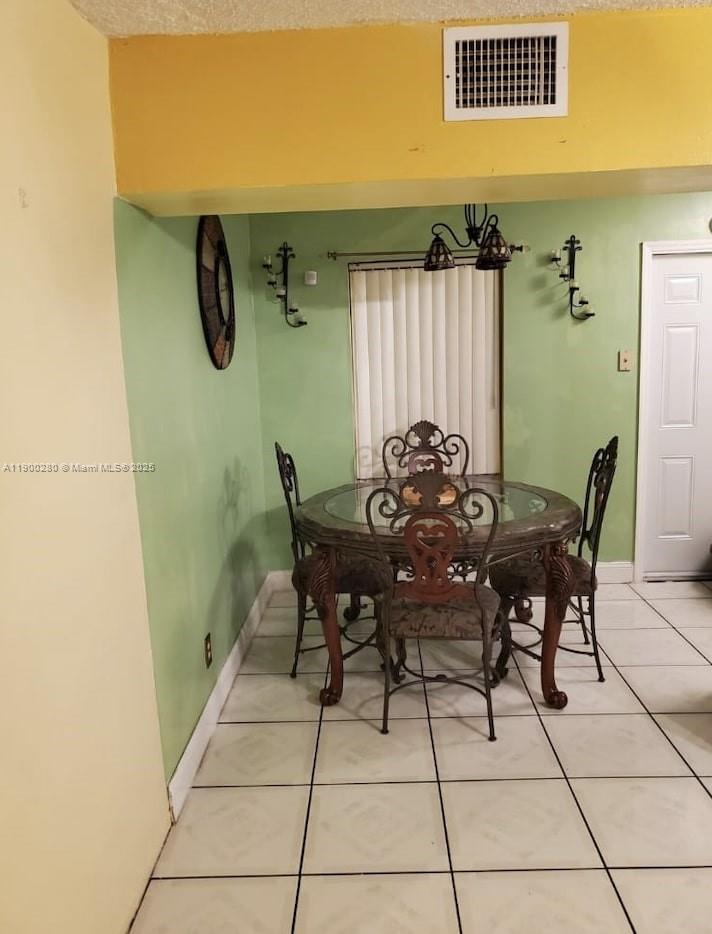 HOLLYWOOD LITTLE RANCHES - Residential Lease