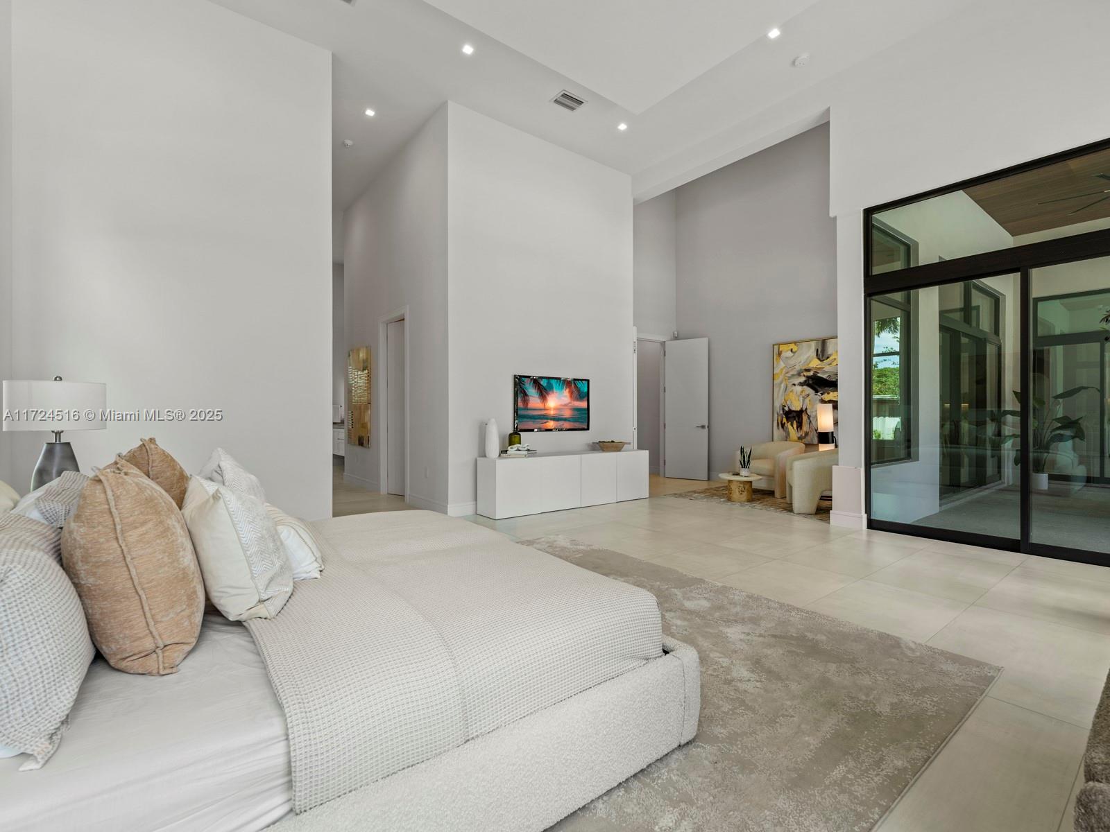 BIRD ROAD FARMSITES - Residential