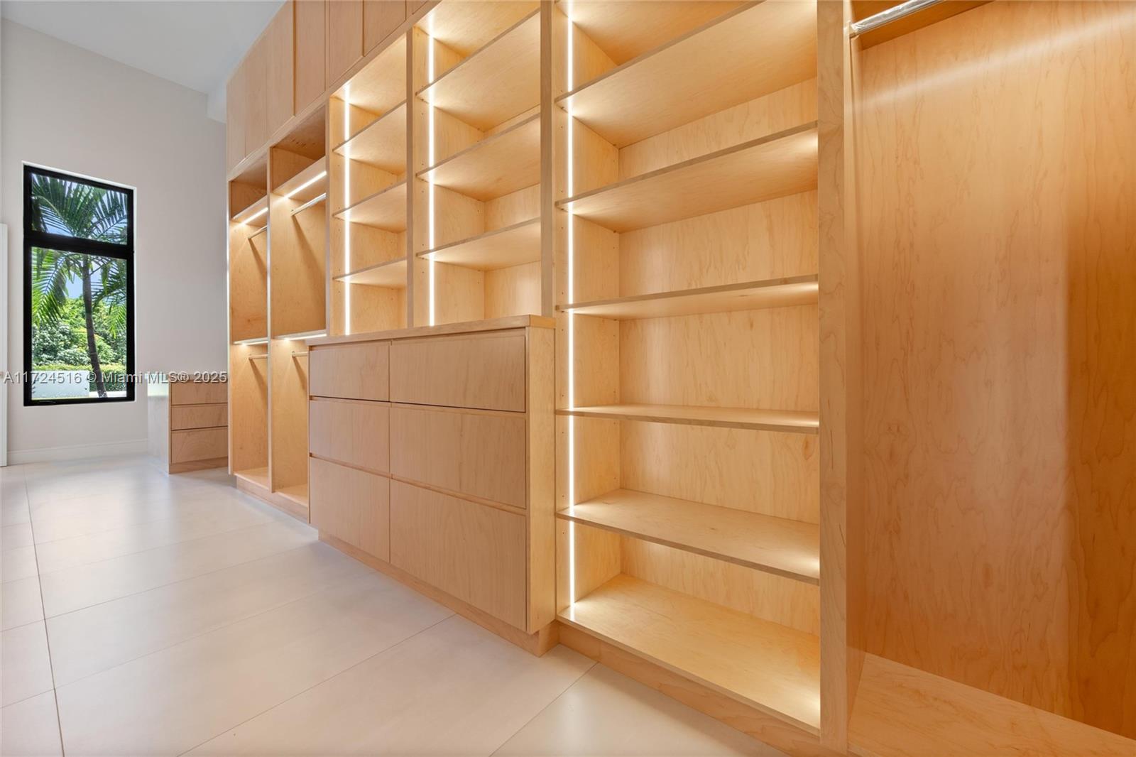 BIRD ROAD FARMSITES - Residential