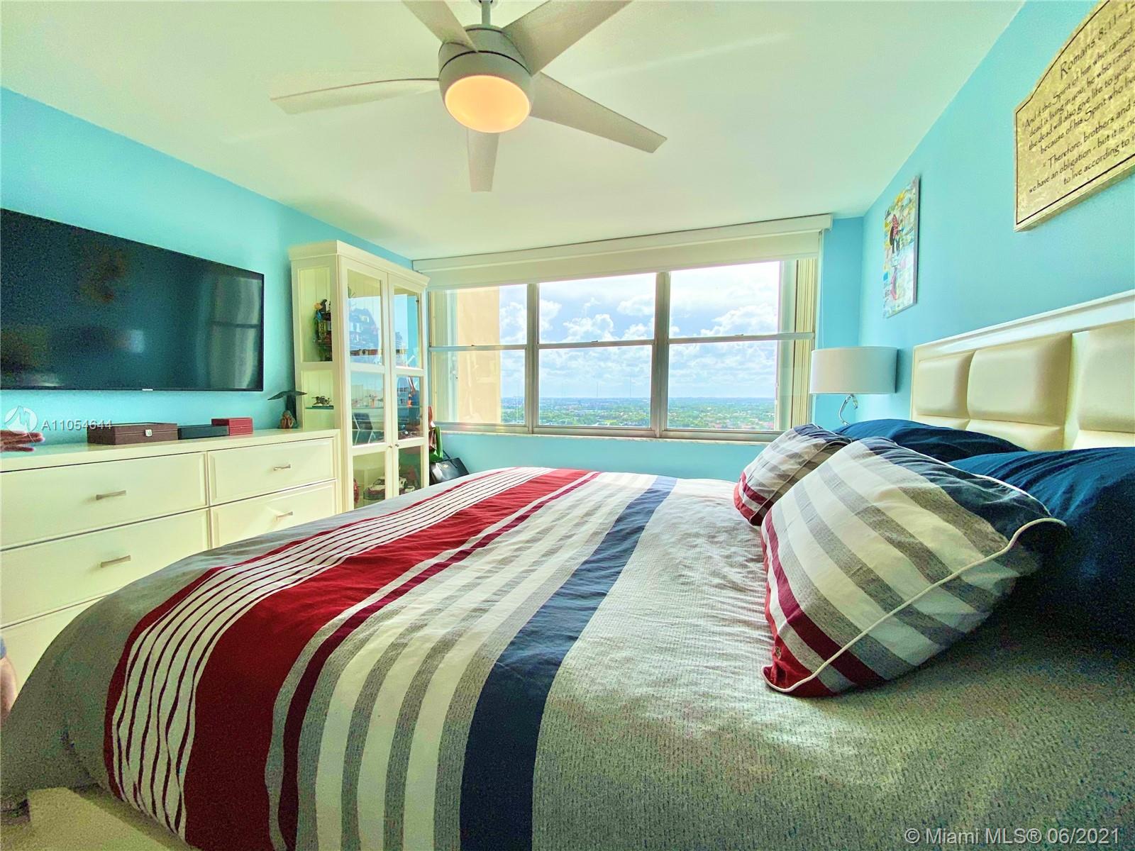 QUADOMAIN TOWER 1 & 4 CON - Residential