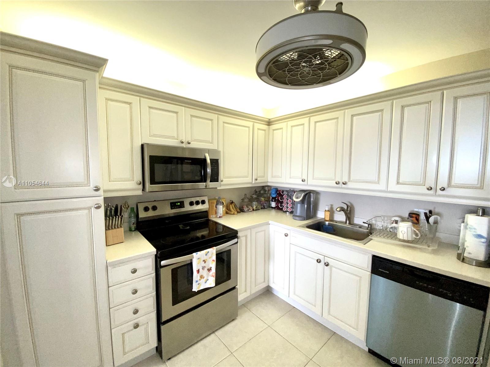 QUADOMAIN TOWER 1 & 4 CON - Residential