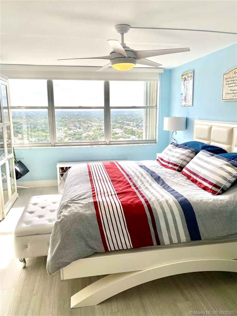 QUADOMAIN TOWER 1 & 4 CON - Residential