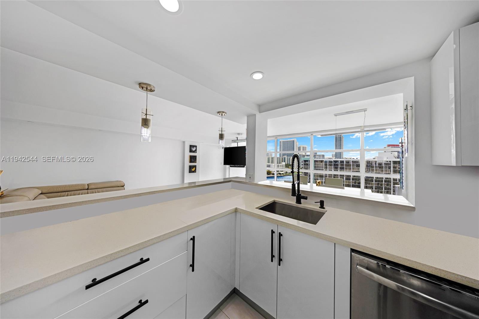 TOWERS OF OCEANVIEW SOUTH - Residential