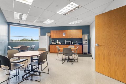 Office in Orlando FL 2201 Lake Lucien Way 11.jpg