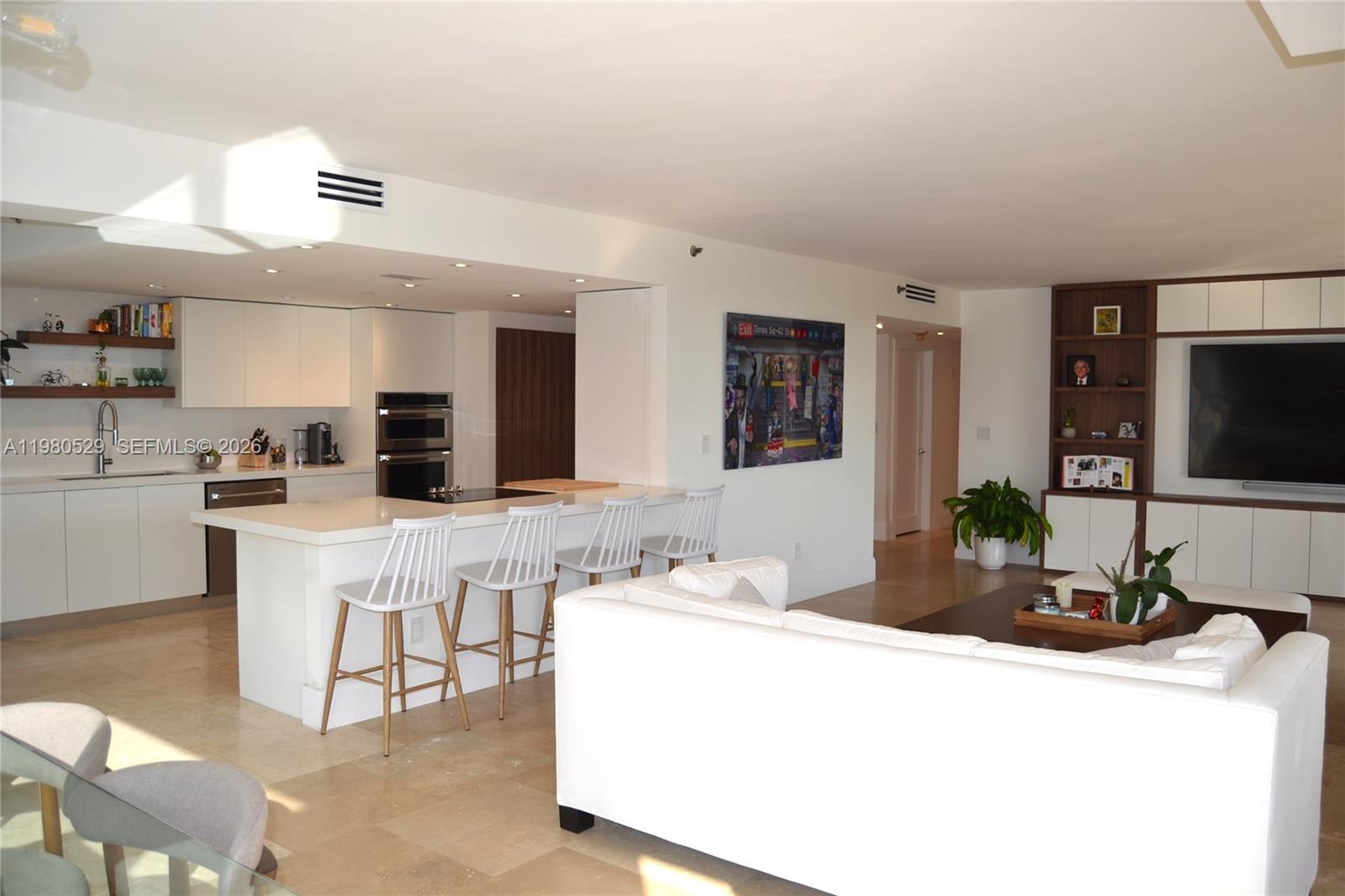 JOCKEY CLUB III CONDO - Residential