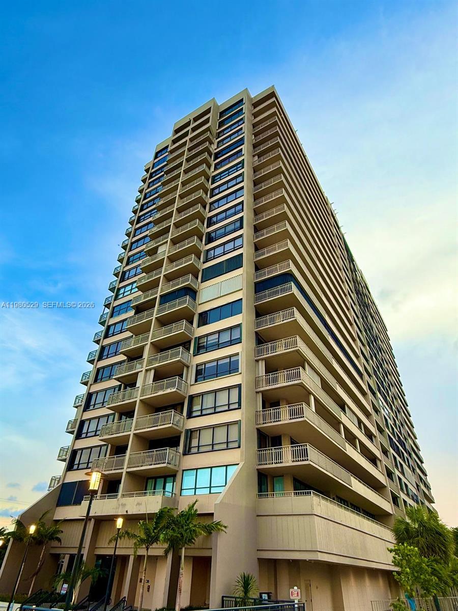 JOCKEY CLUB III CONDO - Residential