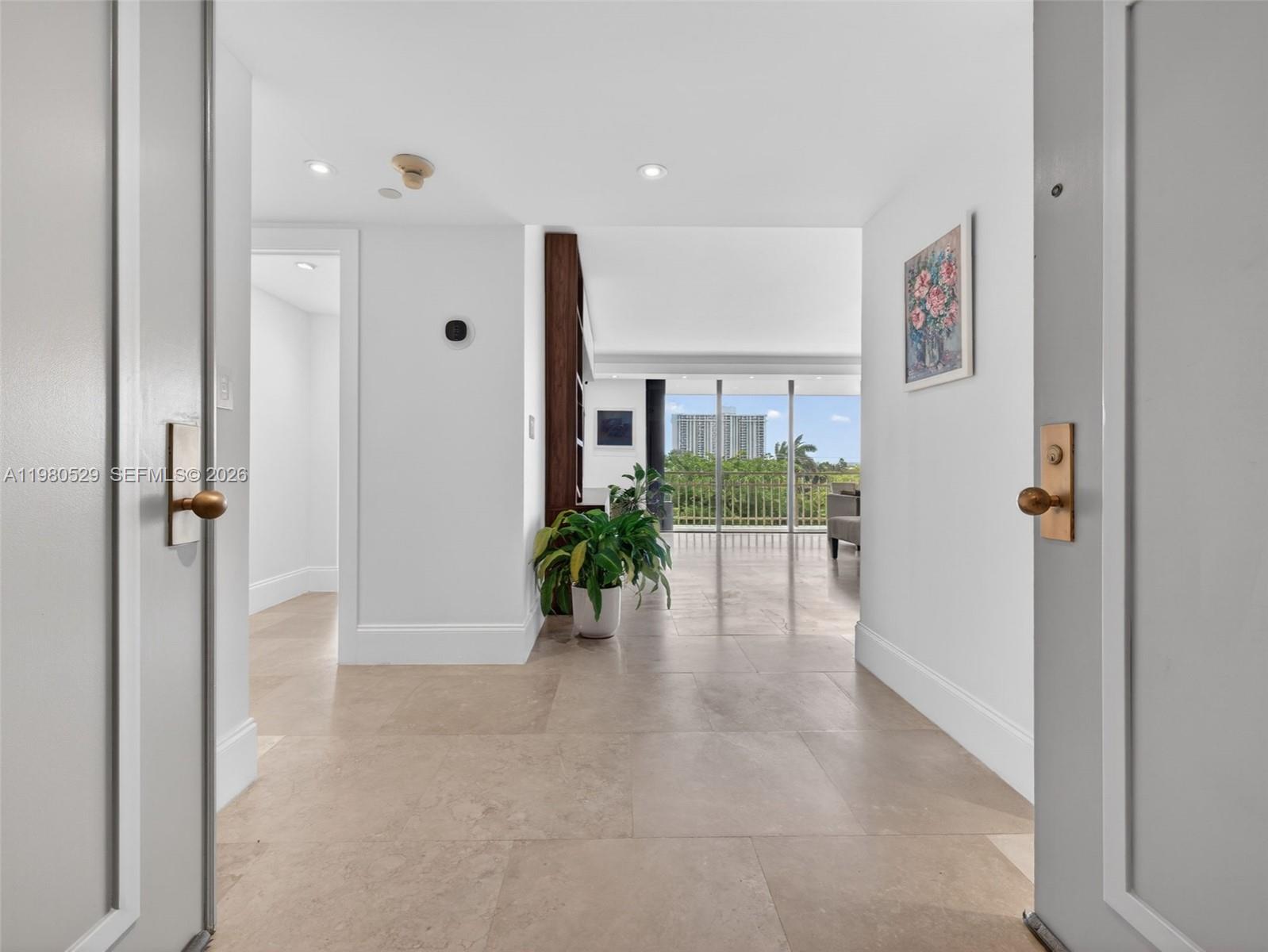 11113 Biscayne Blvd 351