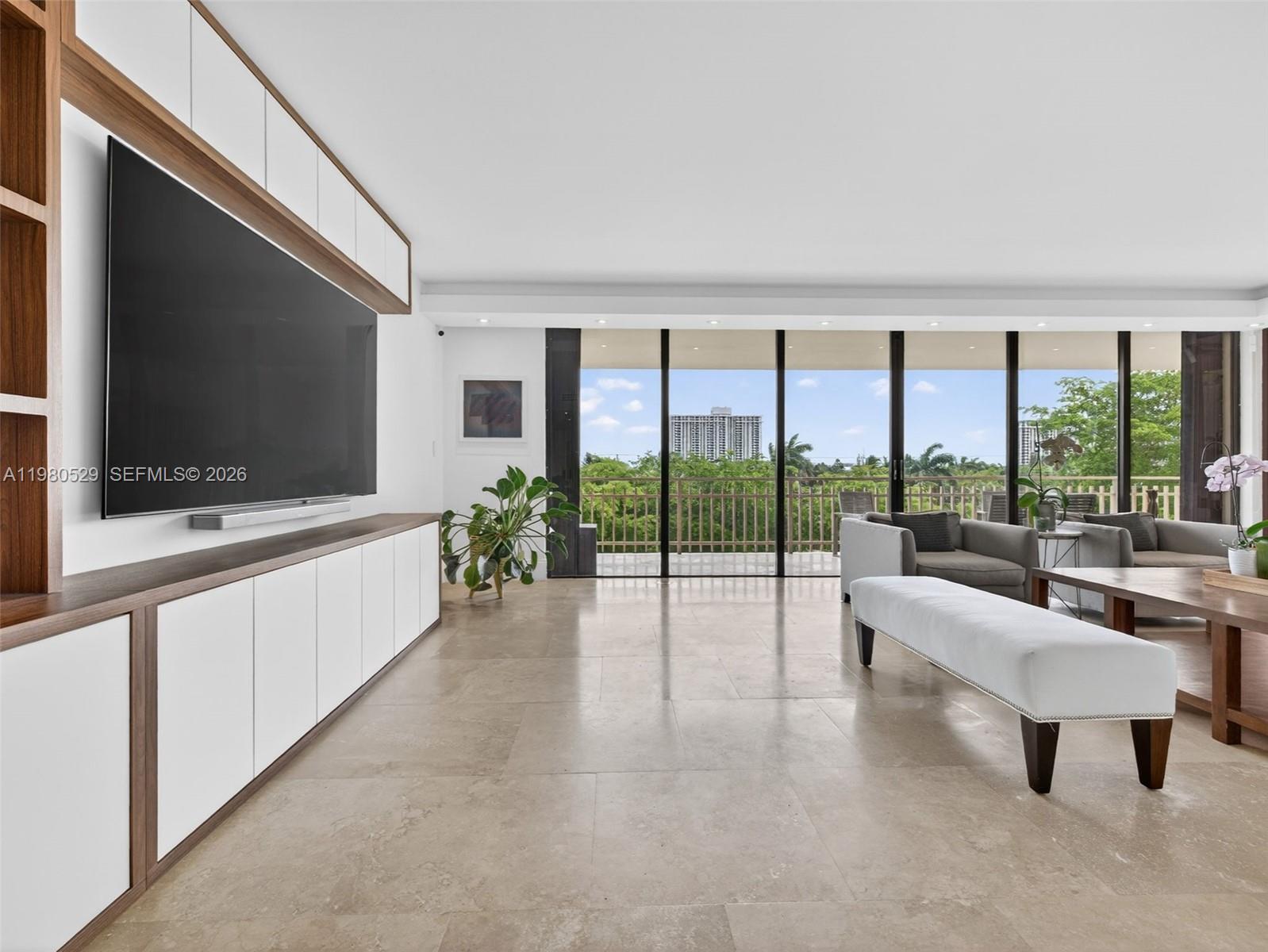 JOCKEY CLUB III CONDO - Residential