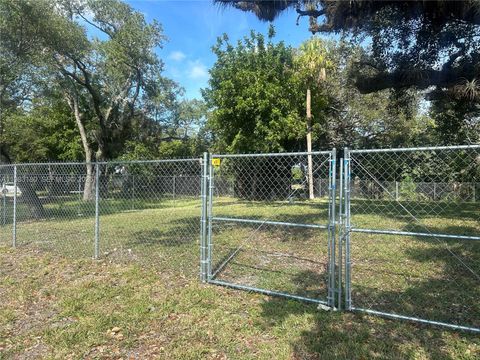 HOME MAX REALTY INTERNATIONAL GLOBAL LISTING PORTALS 2551 SW 36th St Dania Beach FL 33312