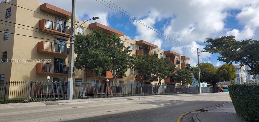 **INVETORS DELIGHT**  UNIT ALREADY RENTED TO A RELIABLE LONG TERM TENANT** ALL AGES, PETS OK, GREAT LOCATION NEAR DOWNTOW, BRICKELL & MORE... CONVENIENT FIRST FLOOR, CENTRAL A/C, BALCONY, FENCED COMMUNITY WITH SECURED PARKING. TENANT HAS A LEASE UNTIL DECEMBER 2023 AND PAYS 960/MONTH.**