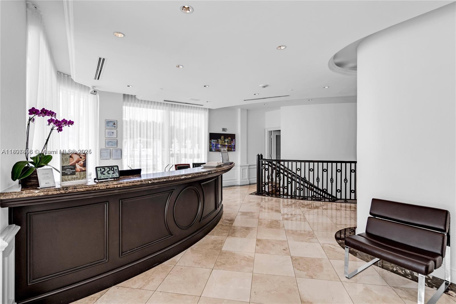 THE PENINSULA II CONDO - Residential