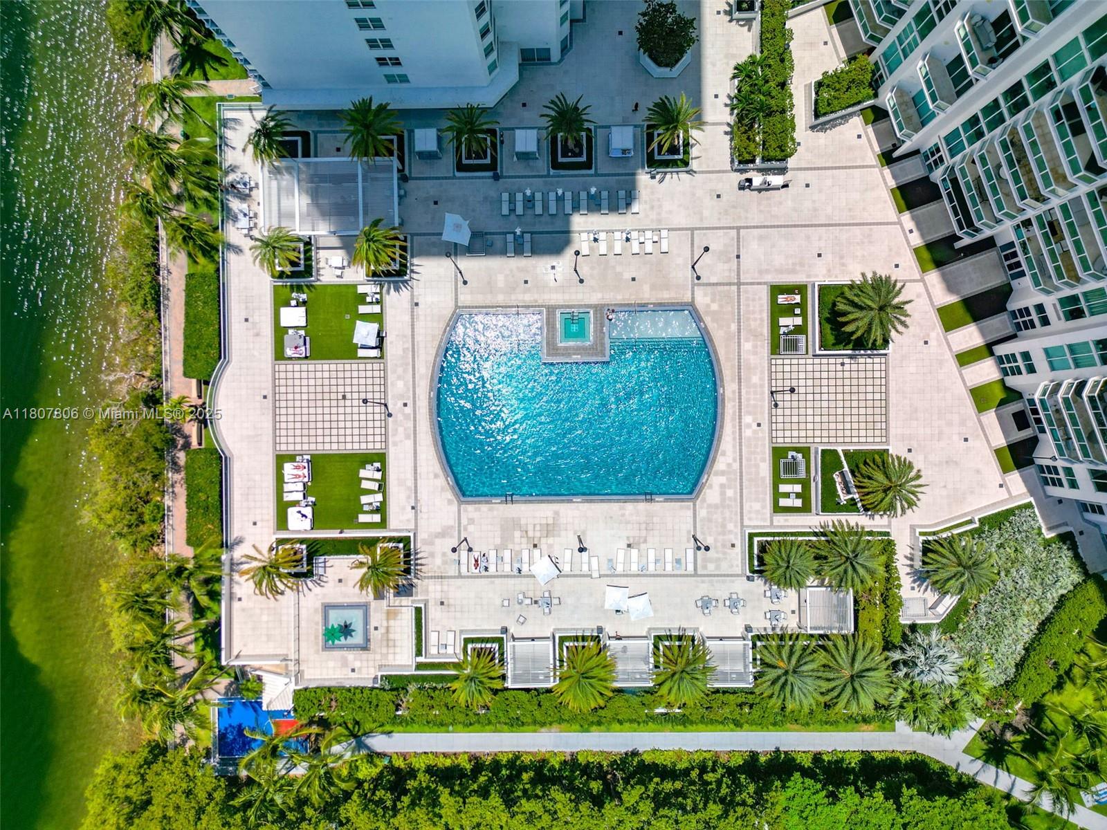 THE PENINSULA II CONDO - Residential