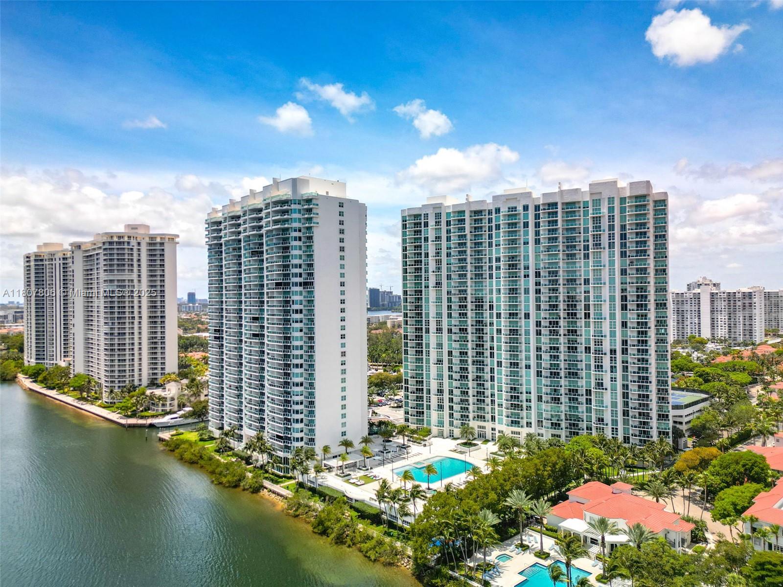 THE PENINSULA II CONDO - Residential