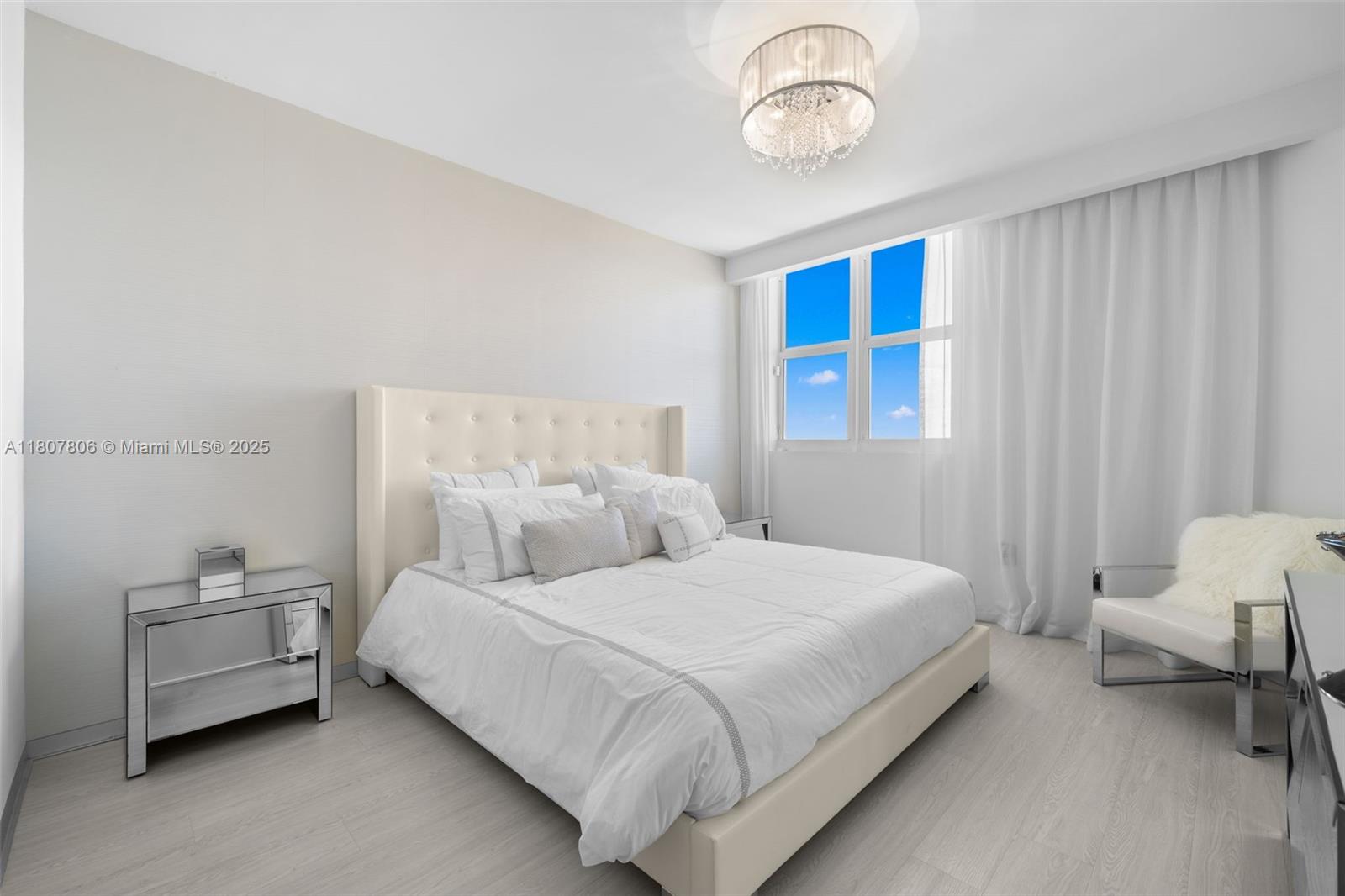 THE PENINSULA II CONDO - Residential