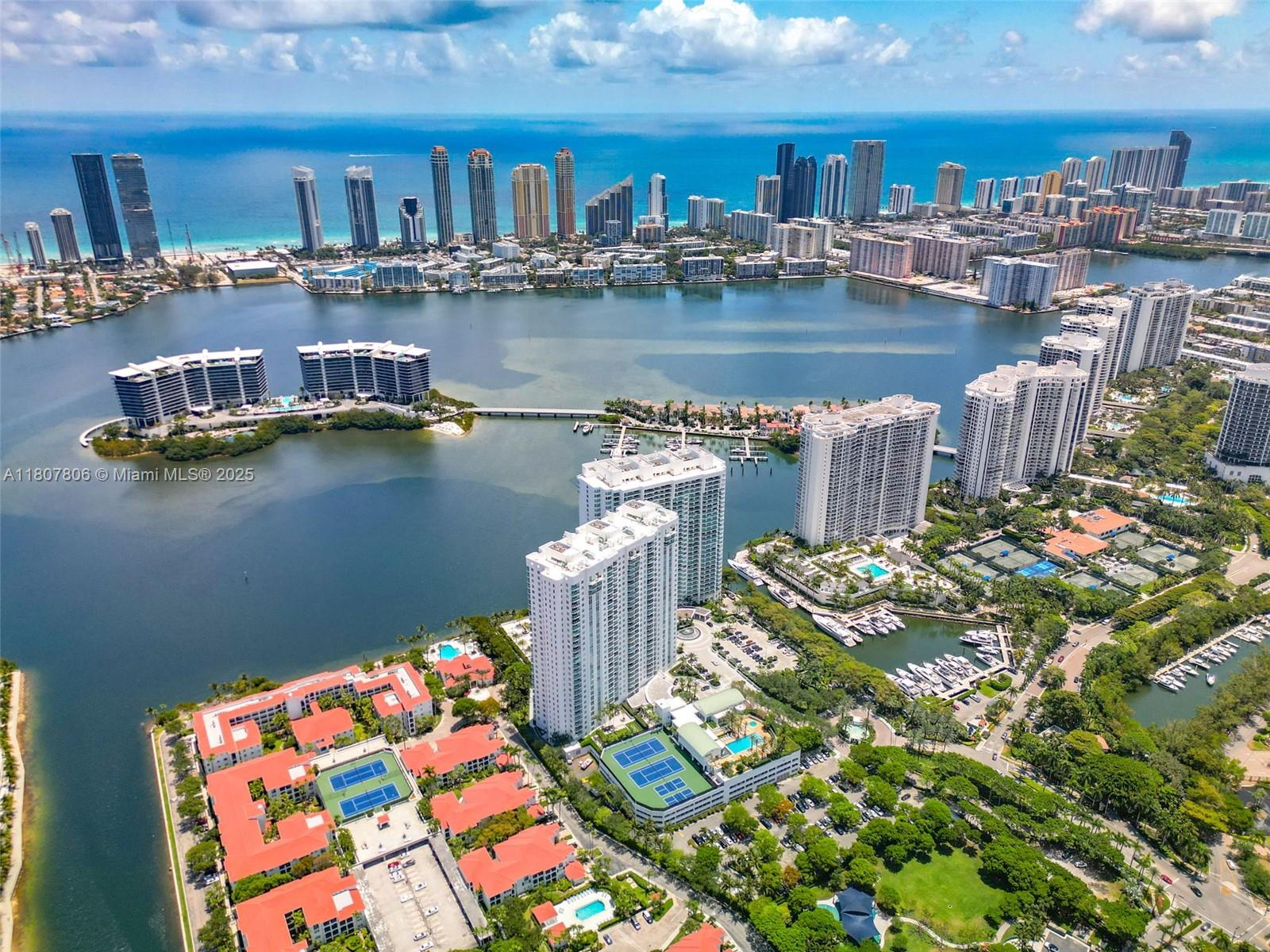 THE PENINSULA II CONDO - Residential