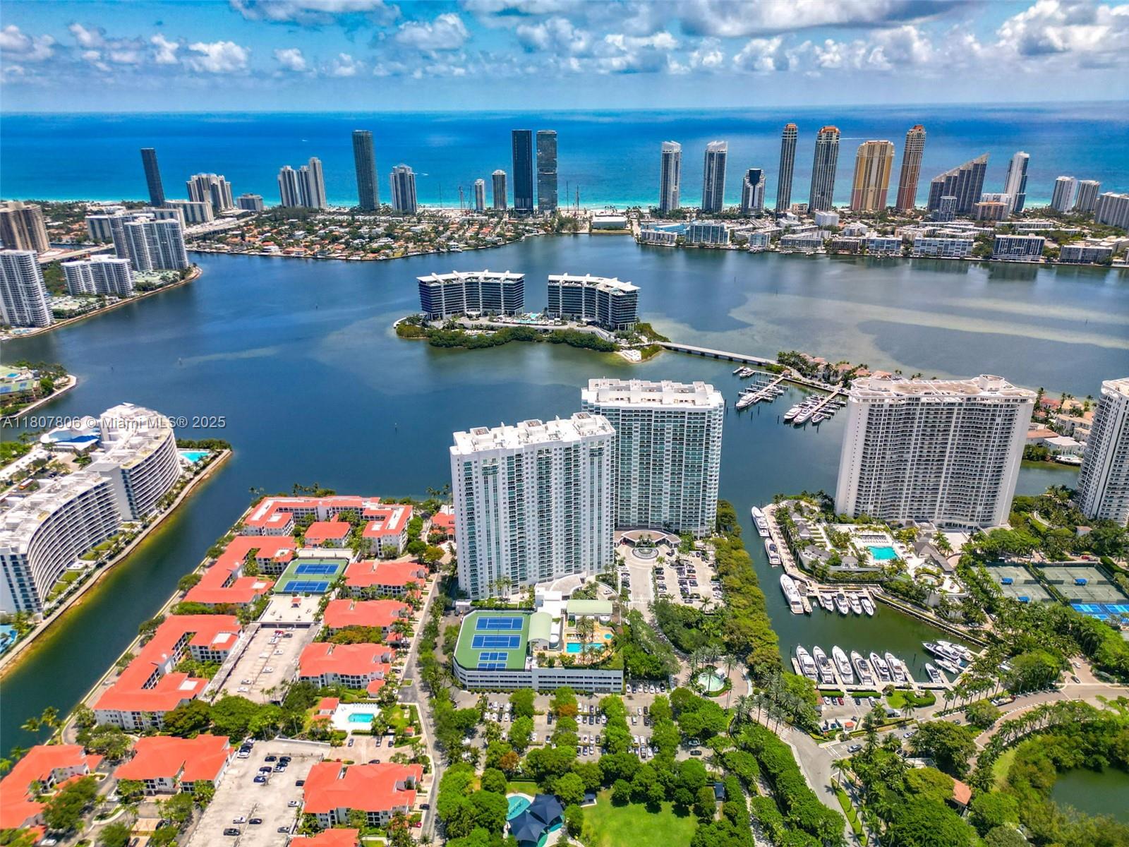THE PENINSULA II CONDO - Residential