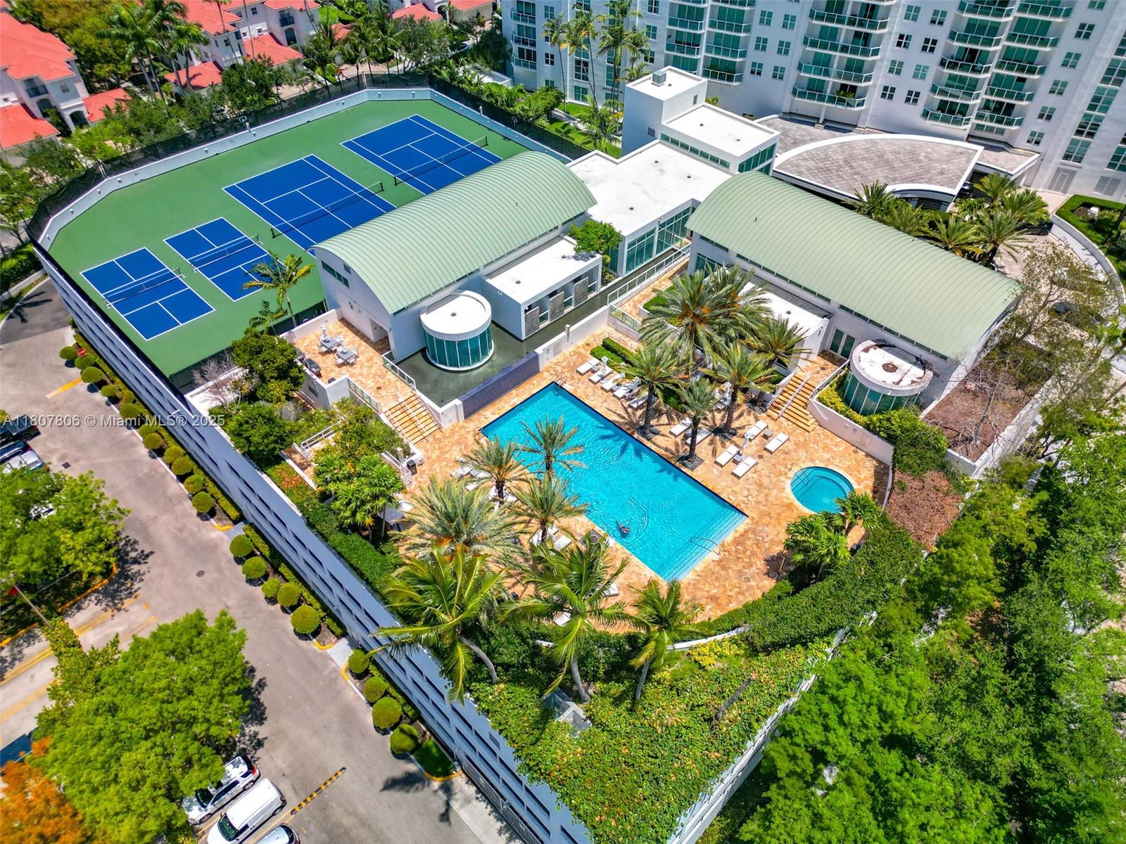 THE PENINSULA II CONDO - Residential