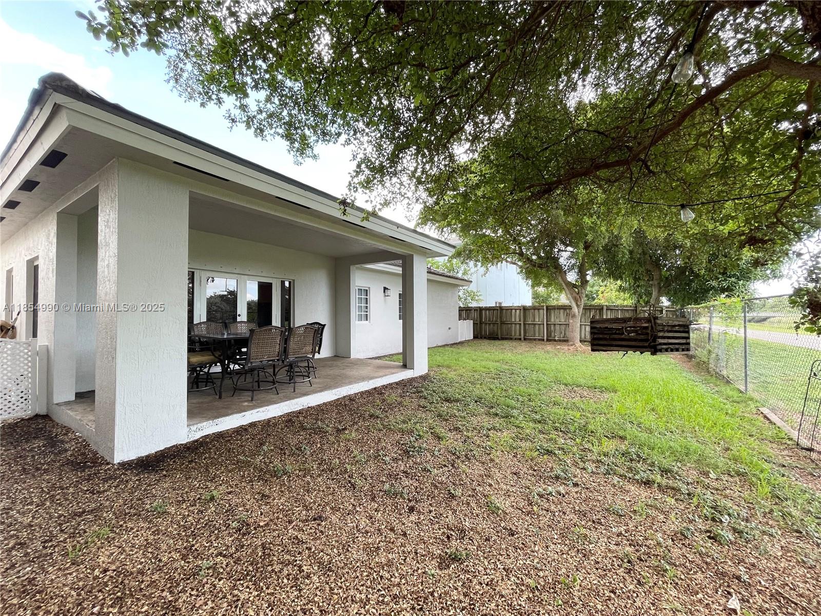 CARMENS PLACE - Residential