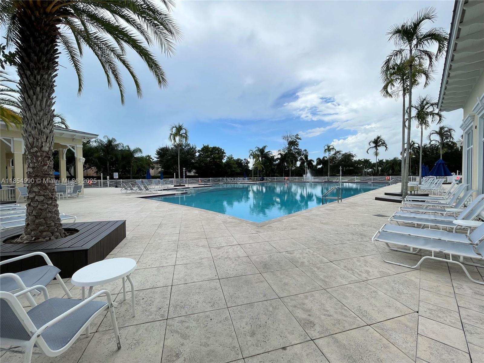 CARMENS PLACE - Residential