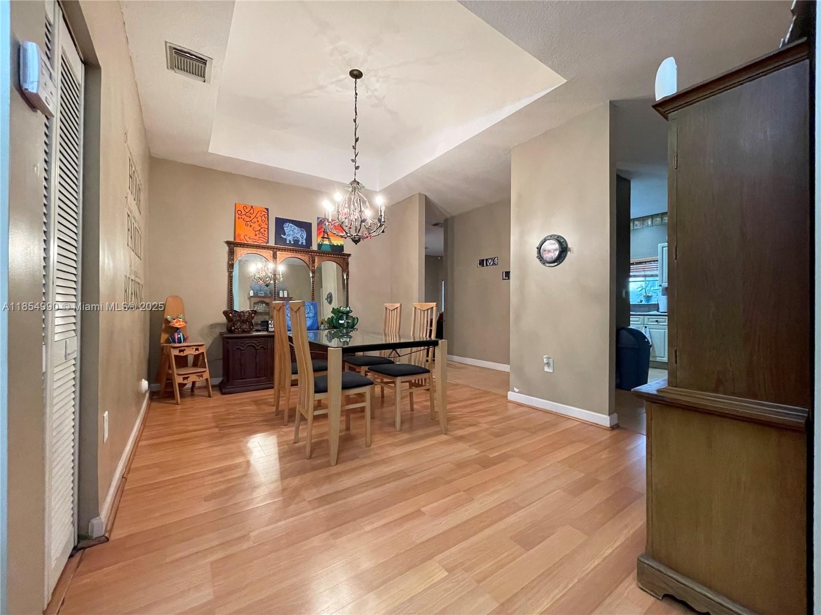 CARMENS PLACE - Residential