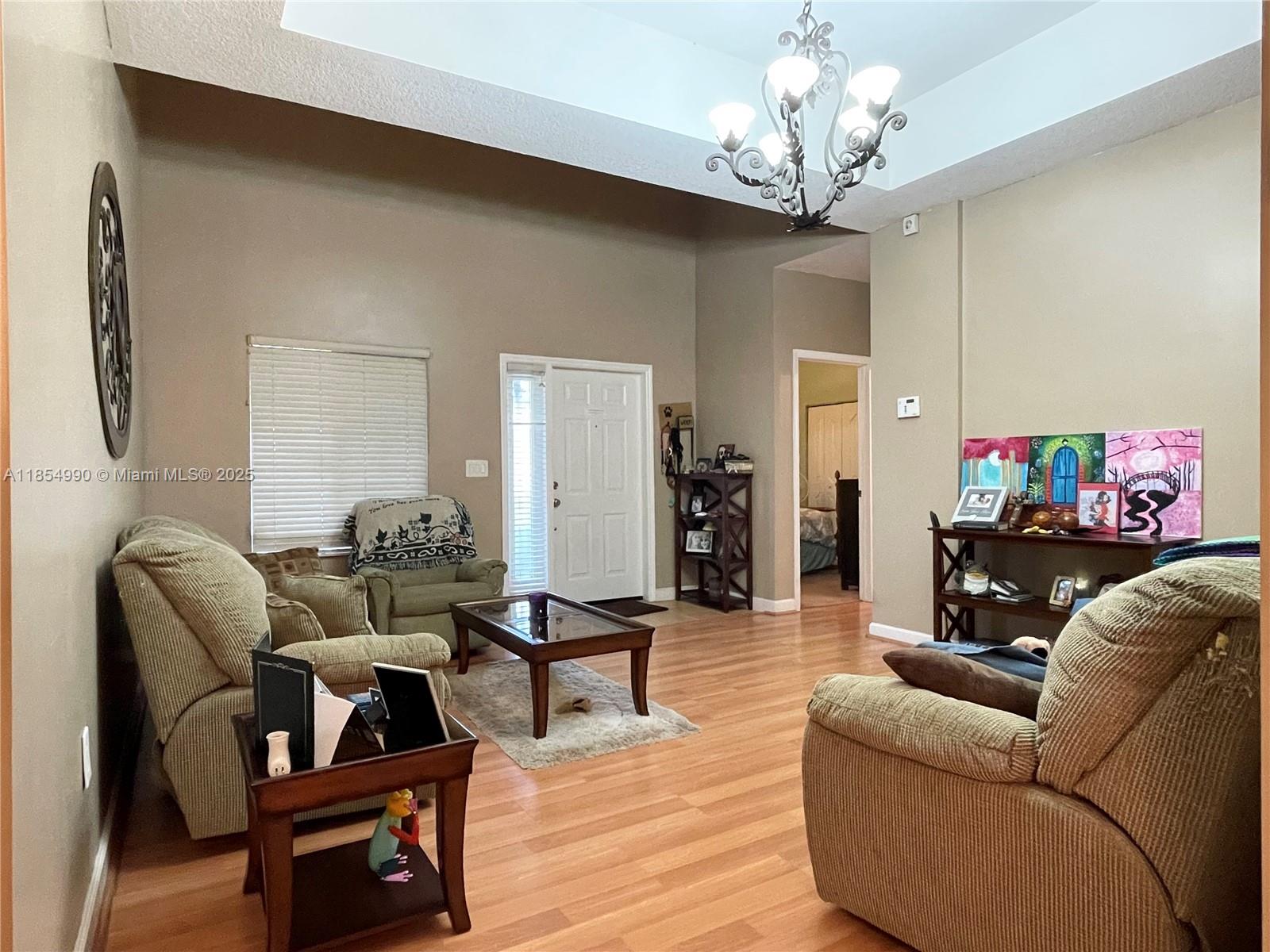 CARMENS PLACE - Residential