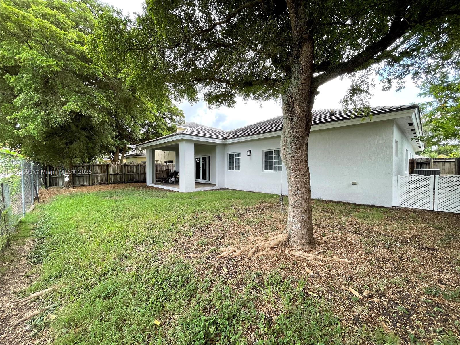 CARMENS PLACE - Residential